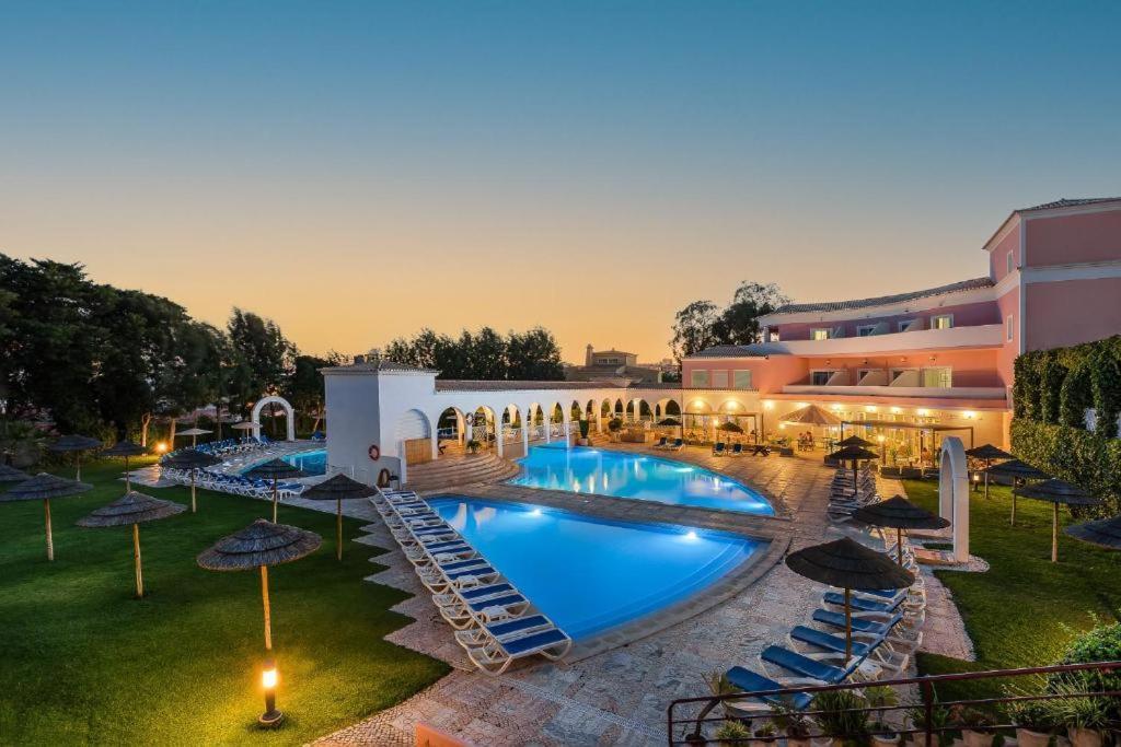 Praia Da Rocha, Vila Rosa, T1, Piscinas, Parqueamento E Internet By Ig 波尔蒂芒 外观 照片