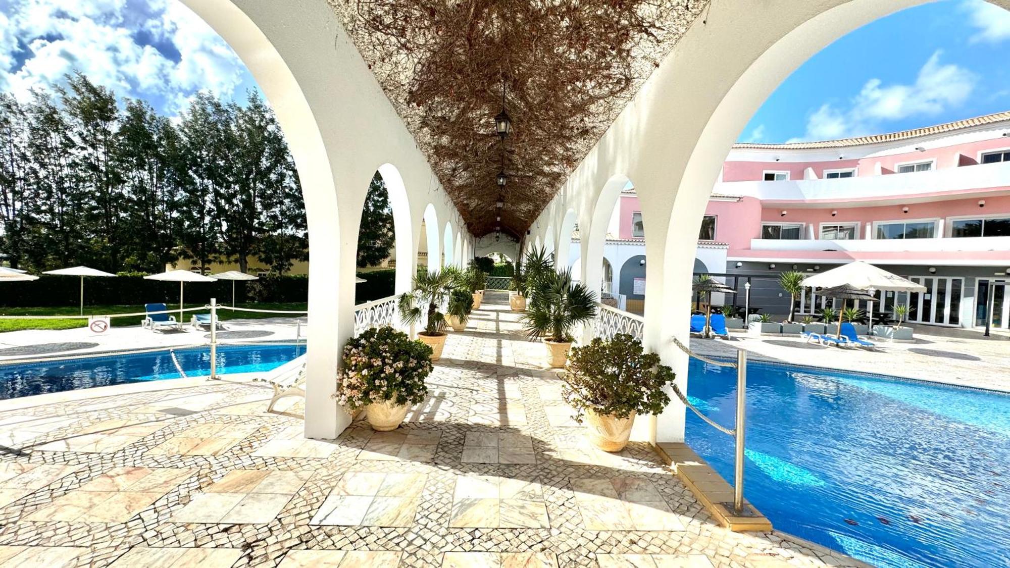 Praia Da Rocha, Vila Rosa, T1, Piscinas, Parqueamento E Internet By Ig 波尔蒂芒 外观 照片